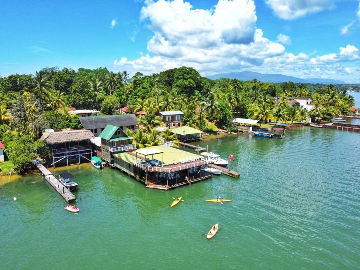 Hotel Linda Vista Rio Dulce Town Zewnętrze zdjęcie