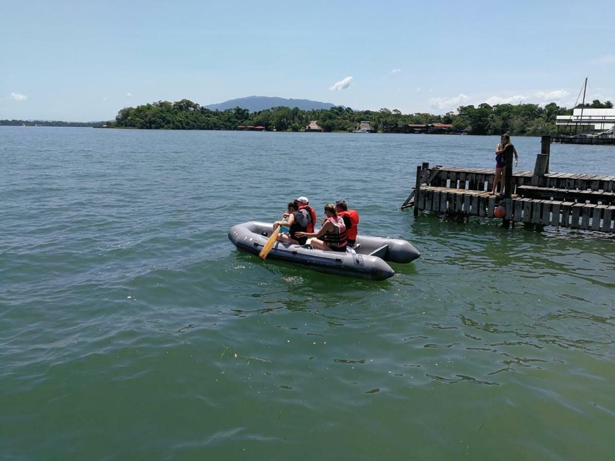 Hotel Linda Vista Rio Dulce Town Zewnętrze zdjęcie