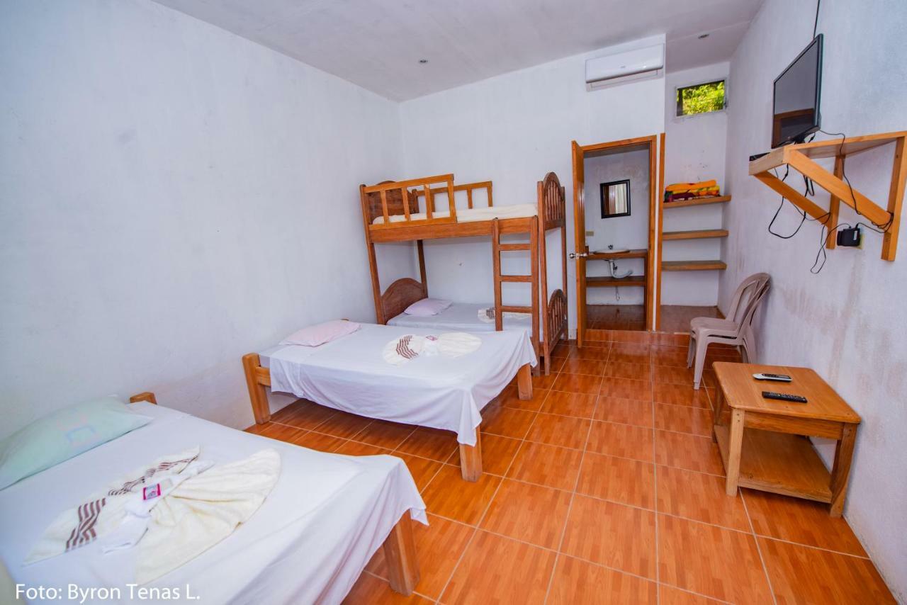Hotel Linda Vista Rio Dulce Town Zewnętrze zdjęcie