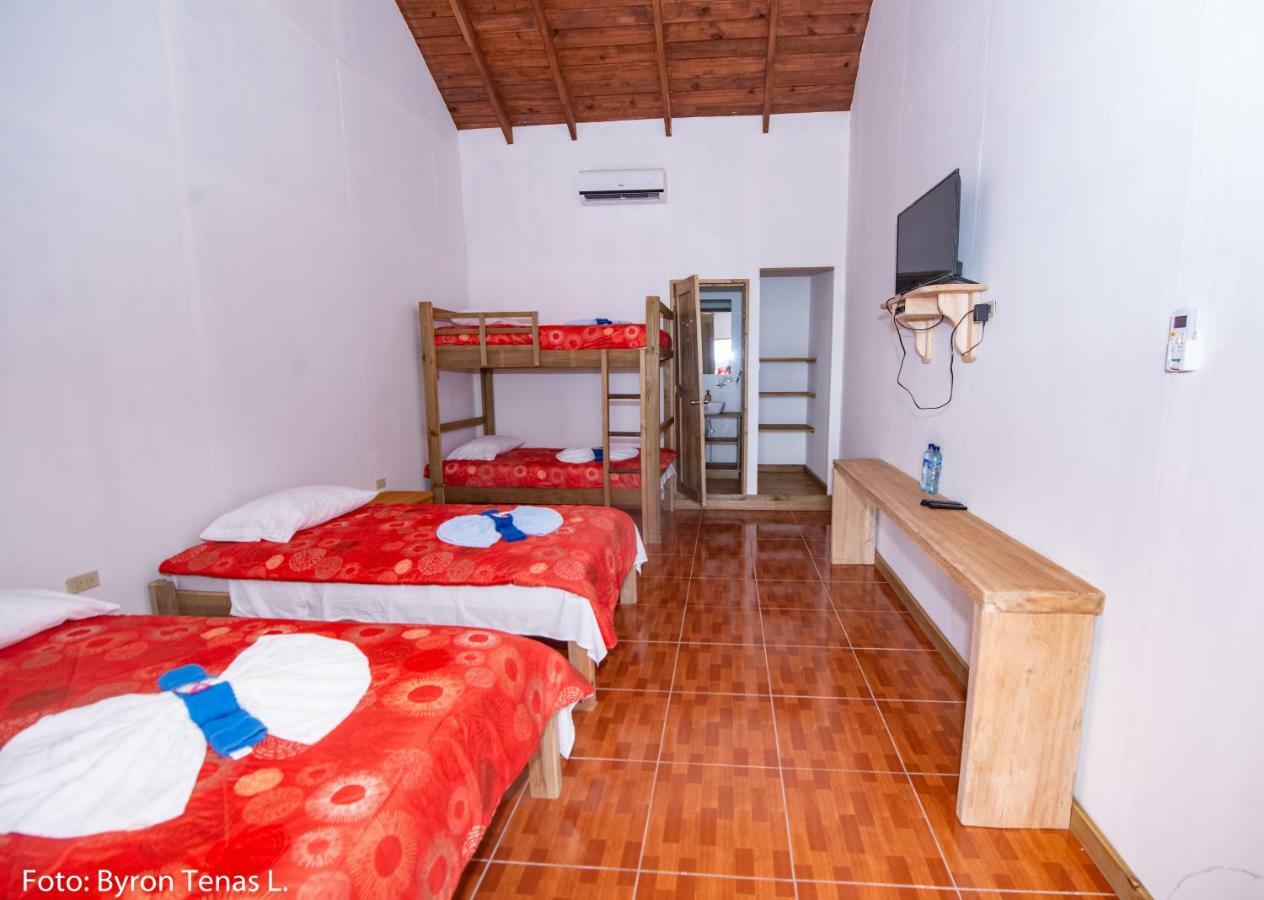 Hotel Linda Vista Rio Dulce Town Zewnętrze zdjęcie