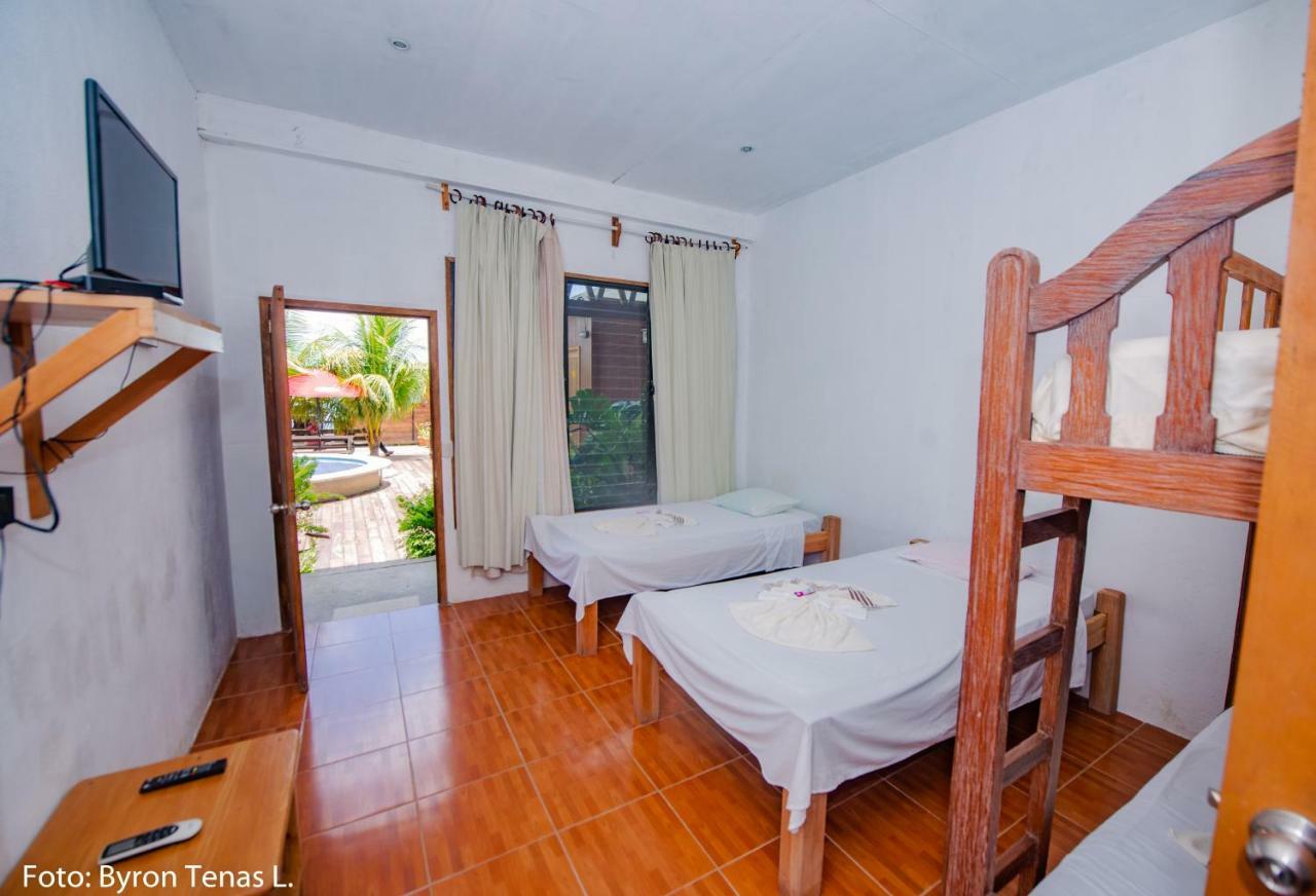 Hotel Linda Vista Rio Dulce Town Zewnętrze zdjęcie